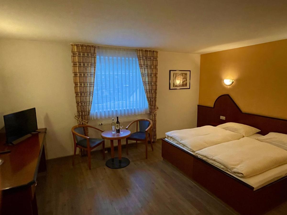 Hotel Haus Hubertus Elsdorf Eksteriør bilde