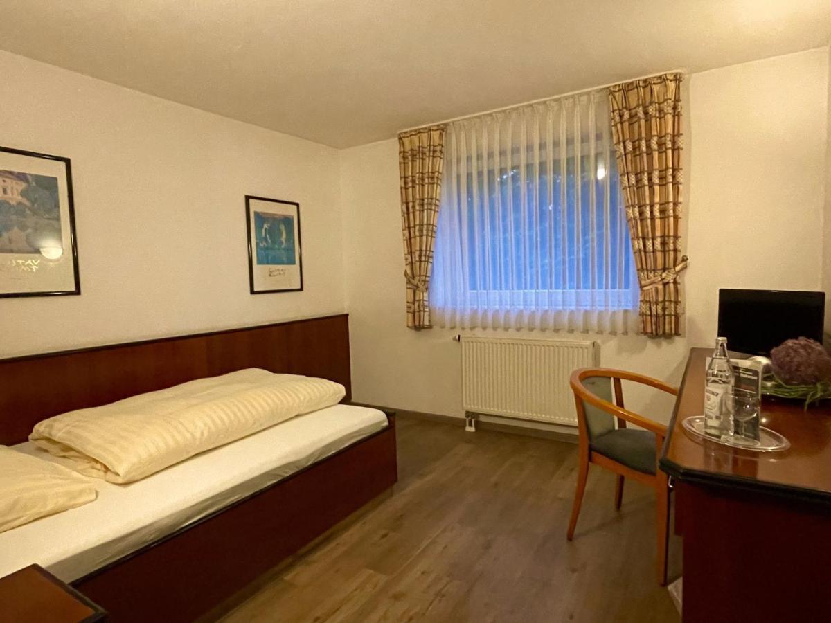 Hotel Haus Hubertus Elsdorf Eksteriør bilde