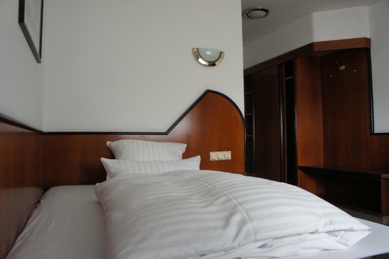 Hotel Haus Hubertus Elsdorf Eksteriør bilde